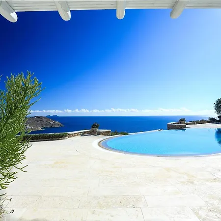 Beachfront Luxury Santa Barbara Áno Merá