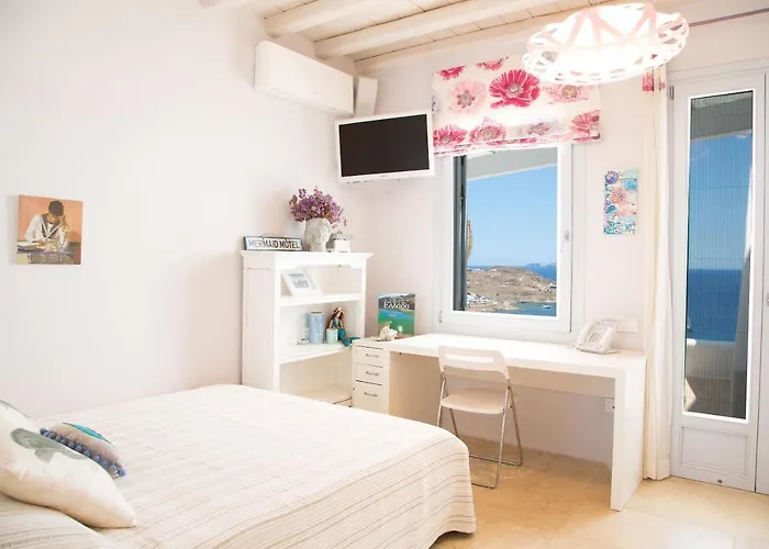 Beachfront Luxury Santa Barbara Villa Áno Merá