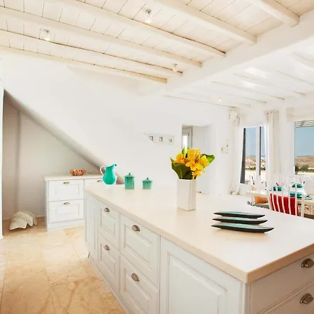 Beachfront Luxury Santa Barbara Villa *