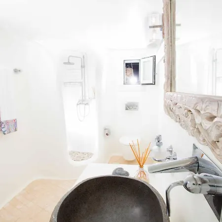 Beachfront Luxury Santa Barbara